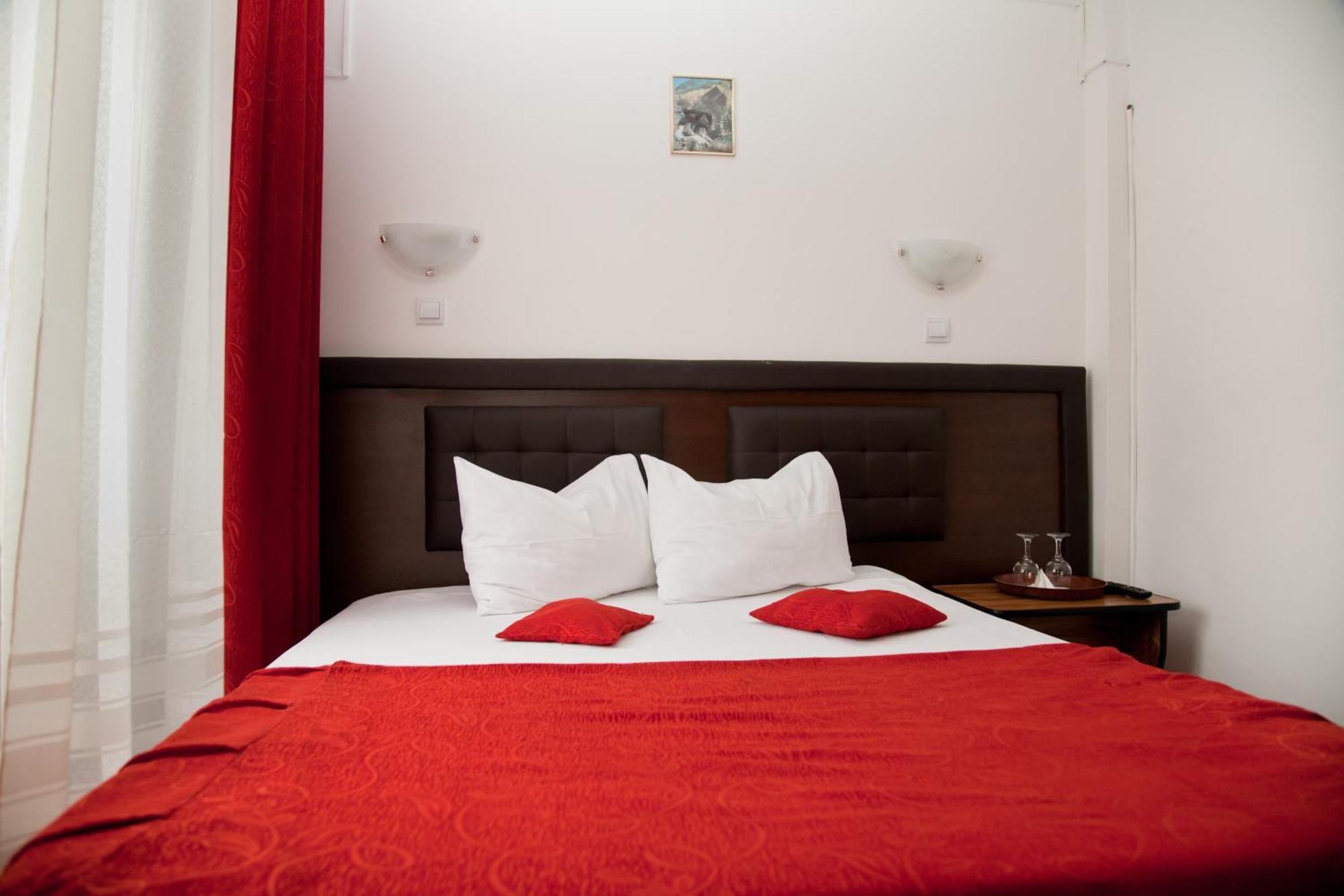 Hotel Metropol Pitesti Phòng bức ảnh