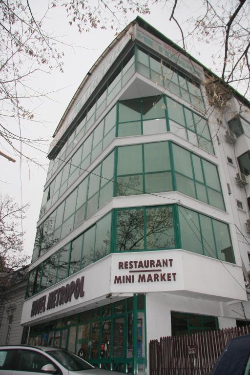 Hotel Metropol Pitesti Ngoại thất bức ảnh