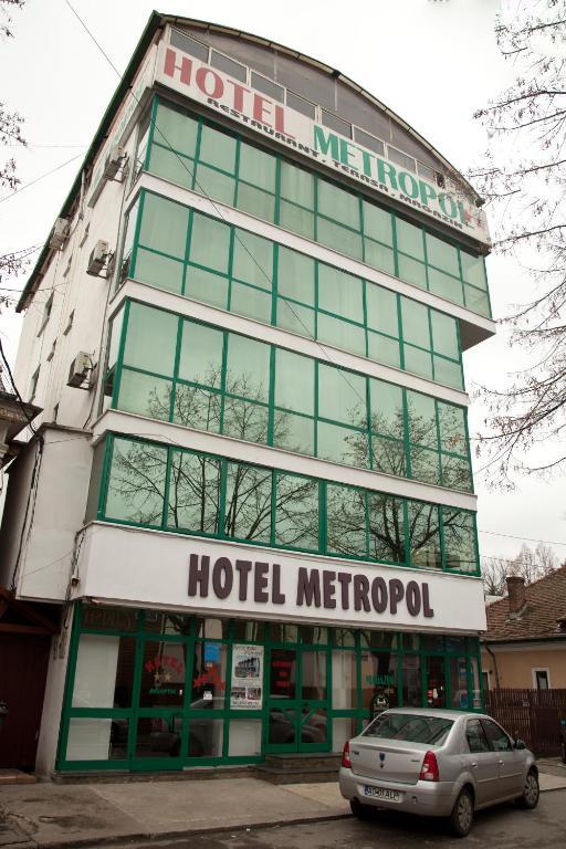 Hotel Metropol Pitesti Ngoại thất bức ảnh